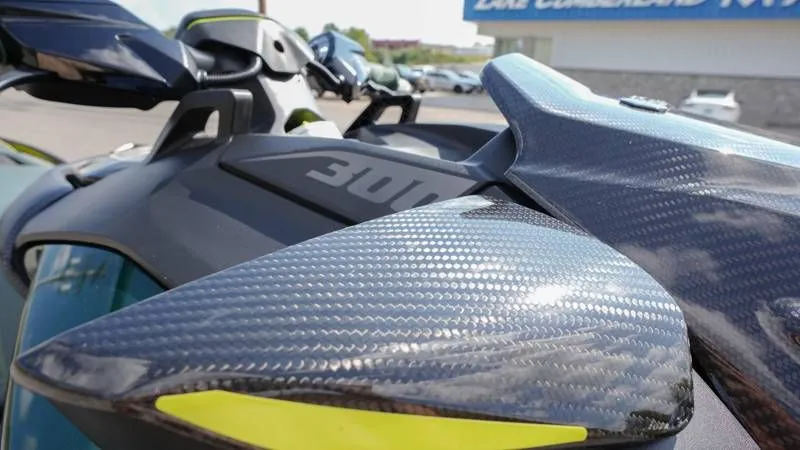 Slide: The Image of Sea-Doo RXP-X Apex 300 Sound 2023 - 14