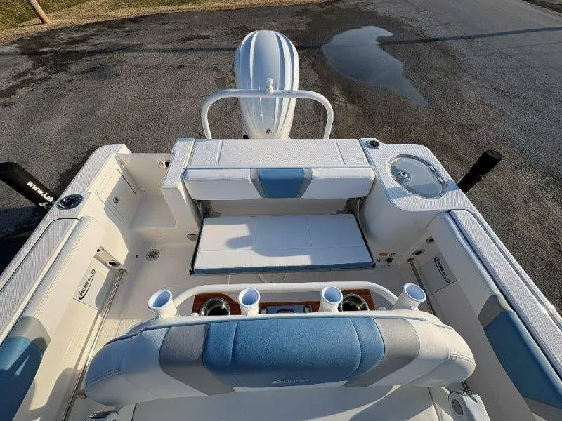 Slide: The Image of Robalo R230 Center Console 2026 - 25