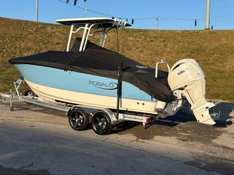 Slide: The Image of Robalo R230 Center Console 2026 - 44