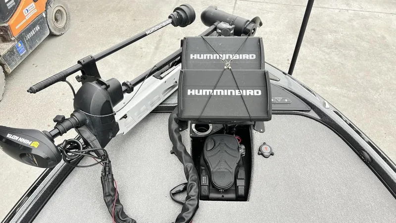 Slide: The Image of 2021 Nitro Z21 boat with Humminbird electronics and Minn Kota trolling motor. - 15