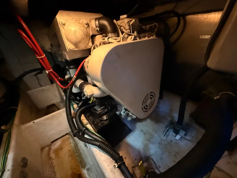 Slide: The Image of Bayliner 3488 Motoryacht 2002 - 57