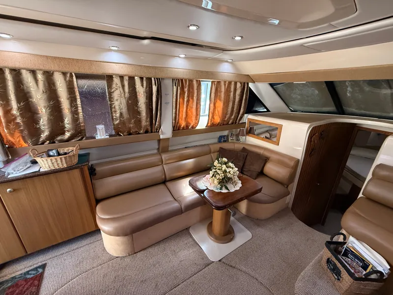 Slide: The Image of Bayliner 3488 Motoryacht 2002 - 67