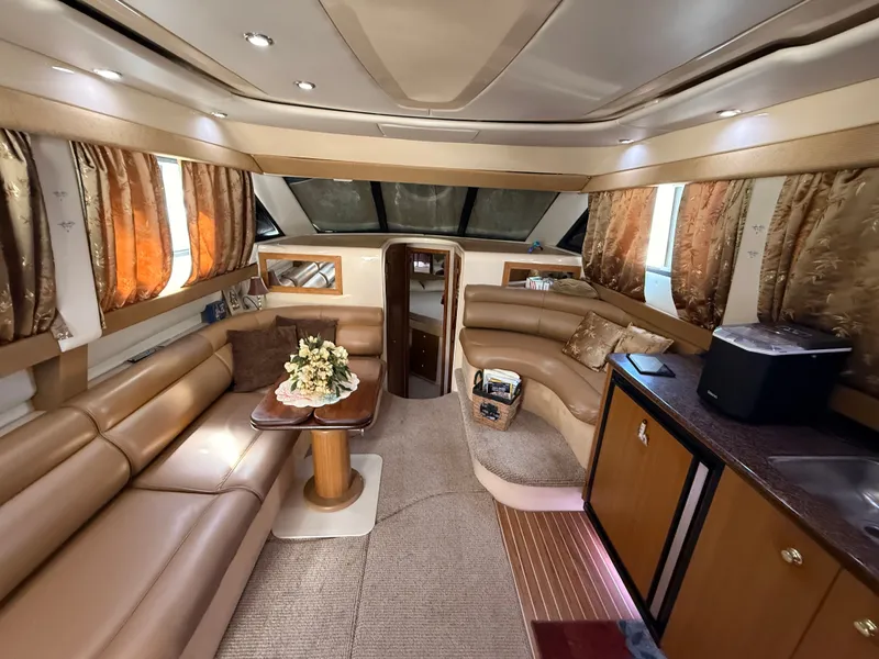 Slide: The Image of Bayliner 3488 Motoryacht 2002 - 68