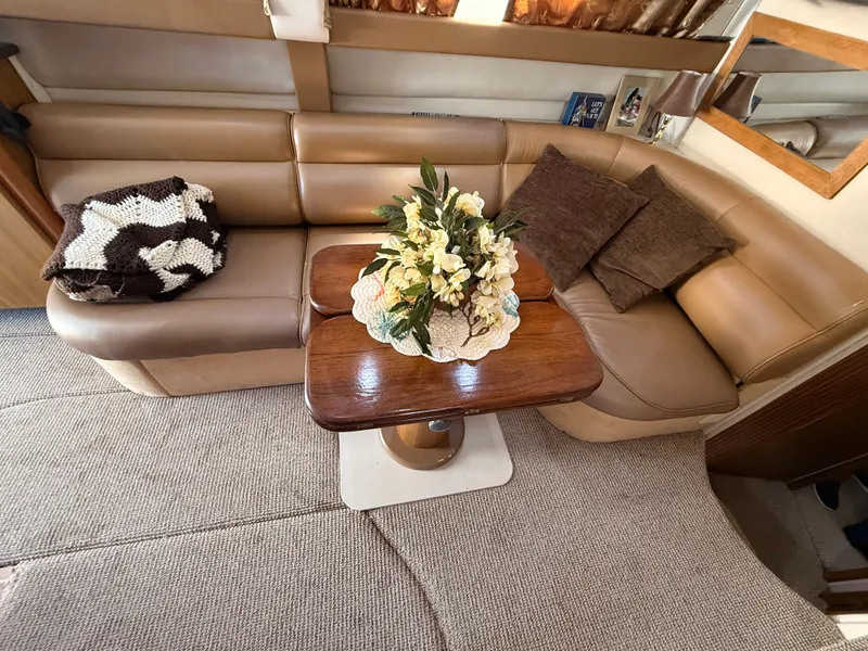 Slide: The Image of Bayliner 3488 Motoryacht 2002 - 84