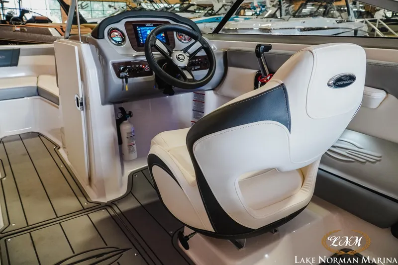 Slide: The Image of Chaparral 21 SSi 2023 - 10