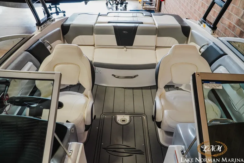 Slide: The Image of Chaparral 21 SSi 2023 - 13