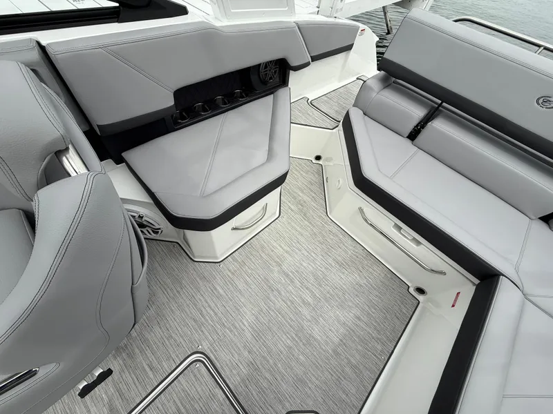 Slide: The Image of Cobalt R4 2025 - 650