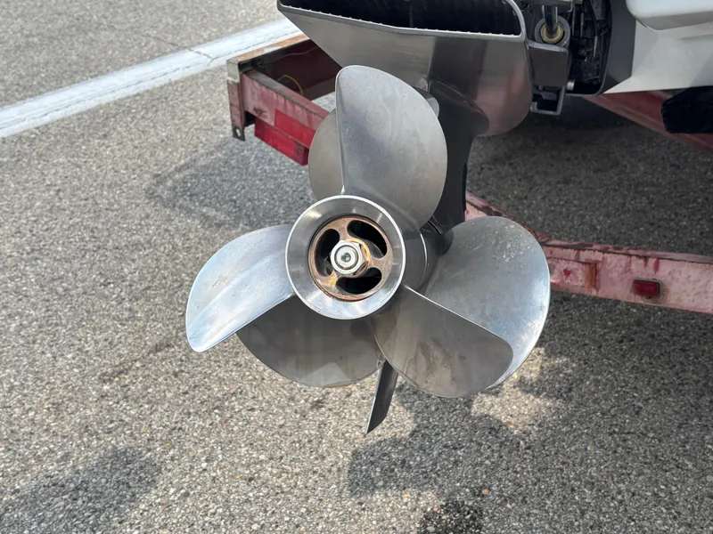 Slide: The Image of Cobalt R6 2023 - 1003