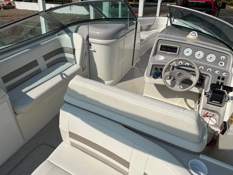 Slide: The Image of Formula 280 Bowrider 1998 - 916