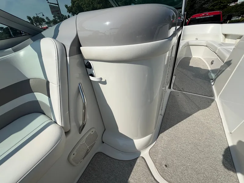 Slide: The Image of Formula 280 Bowrider 1998 - 928