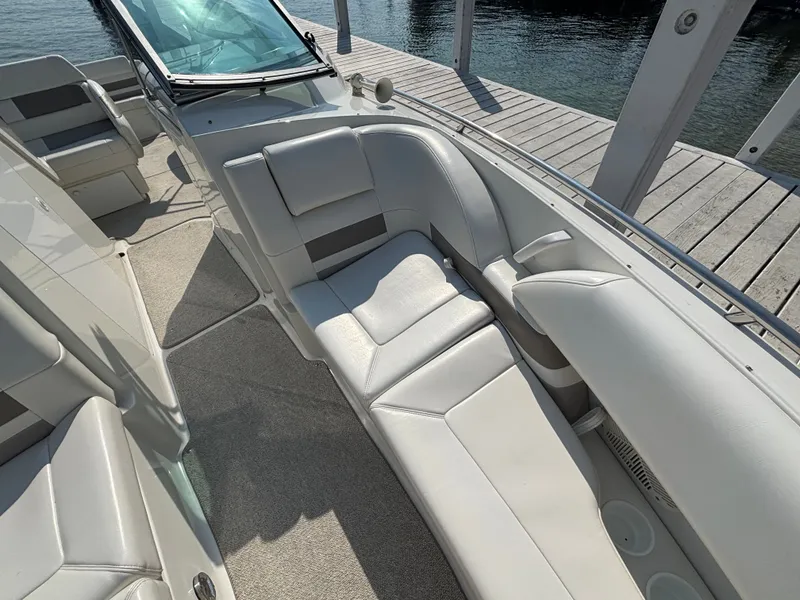 Slide: The Image of Formula 280 Bowrider 1998 - 932