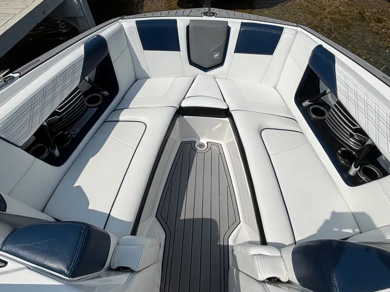 Slide: The Image of Nautique Super Air Nautique G23 2017 - 578