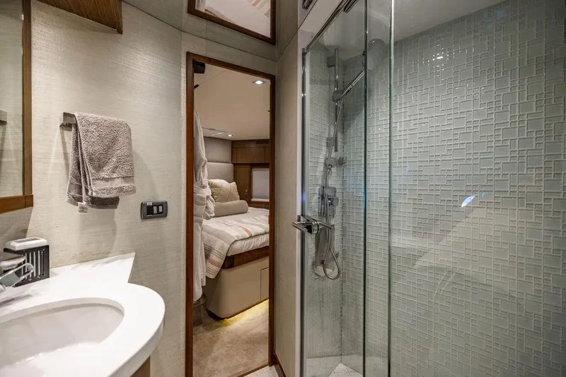 Slide: The Image of Hatteras 80 Motor Yacht 2013 - 108