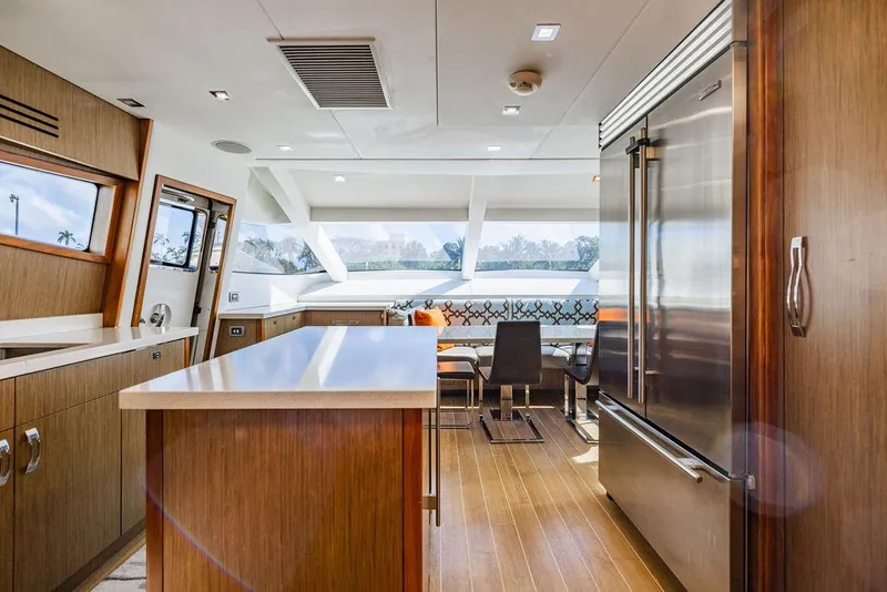 Slide: The Image of Hatteras 80 Motor Yacht 2013 - 63