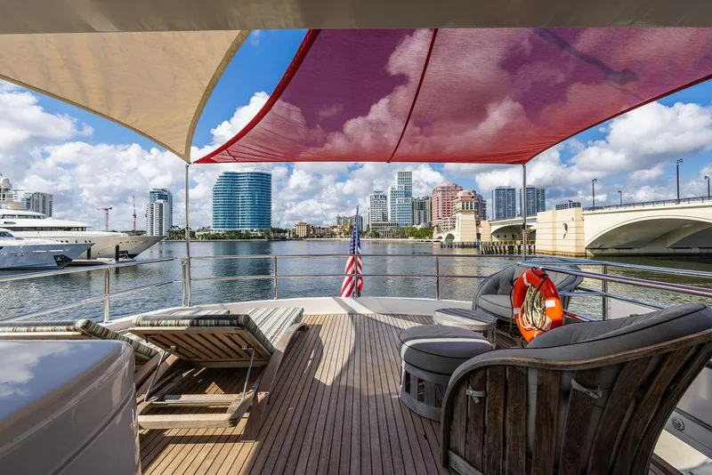 Slide: The Image of Hatteras 80 Motor Yacht 2013 - 96