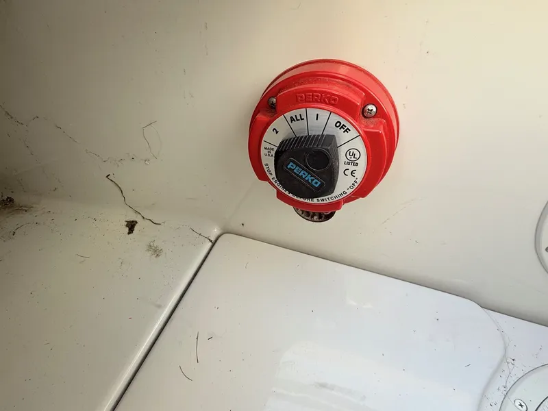 Slide: The Image of Crownline Boats 220 LS 2008 - 27