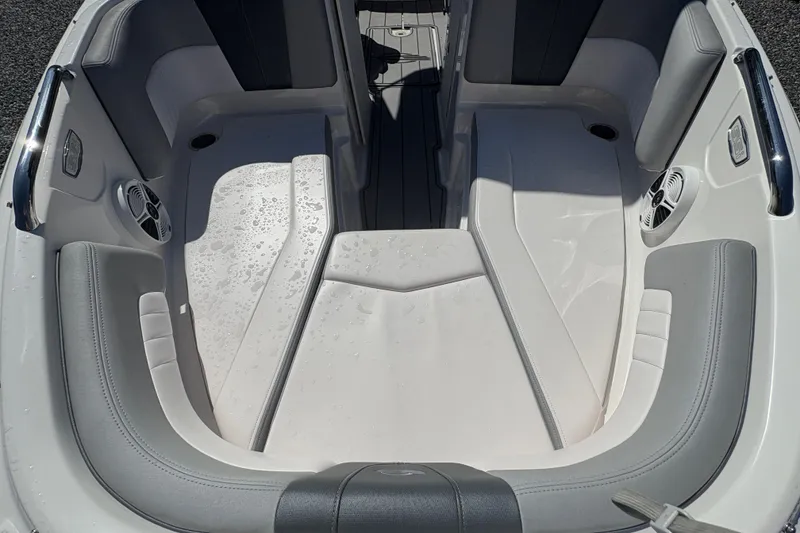 Slide: The Image of Interior of 2020 Chaparral 21 SSi boat with gray and white seating. - 7
