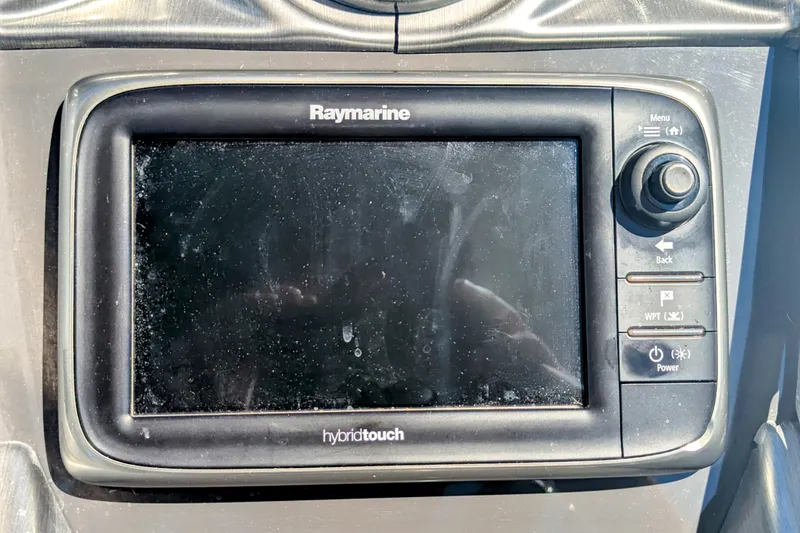 Slide: The Image of Raymarine HybridTouch display on 2013 Monterey 280 Sport Yacht dashboard. - 21