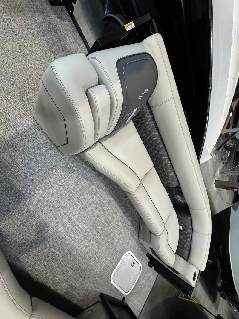 Slide: The Image of Interior of 2026 Barletta LUSSO 25UCAT with luxurious seating. - 26