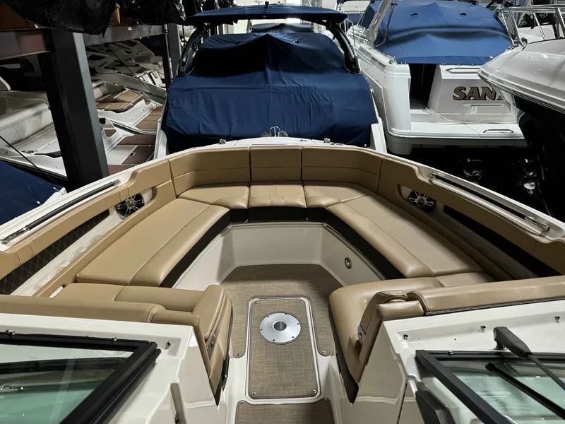 Slide: The Image of Sea Ray 310SLX 2020 - 10