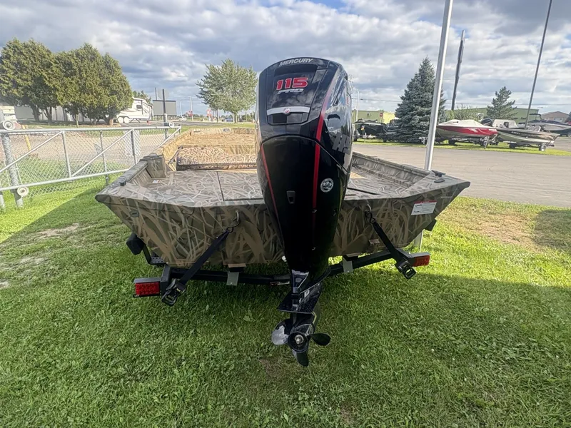 Slide: The Image of Crestliner 2070 RETRIEVER SIDE CONSOLE HEAVY DUTY 2026 - 7