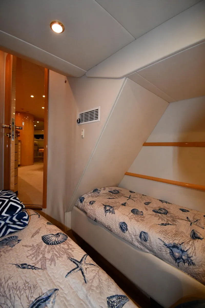 Slide: The Image of Sunseeker 55 CAMARGUE 1996 - 73