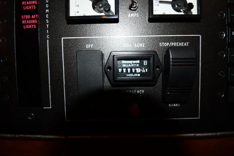 Slide: The Image of Sunseeker 55 CAMARGUE 1996 - 78