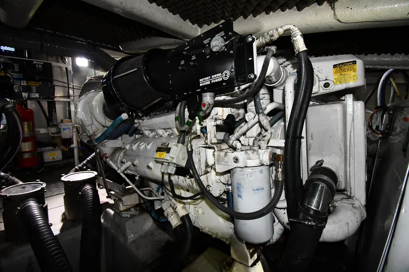 Slide: The Image of Sunseeker 55 CAMARGUE 1996 - 82