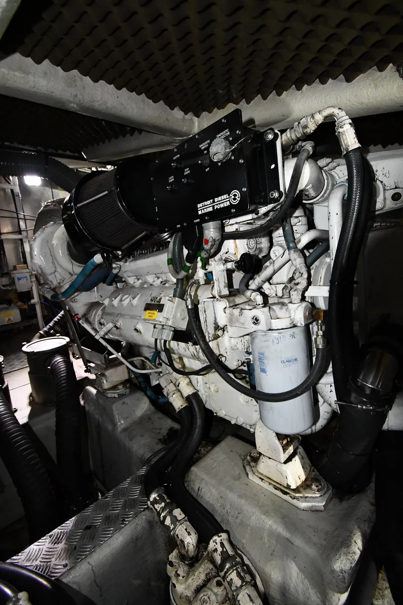 Slide: The Image of Sunseeker 55 CAMARGUE 1996 - 88