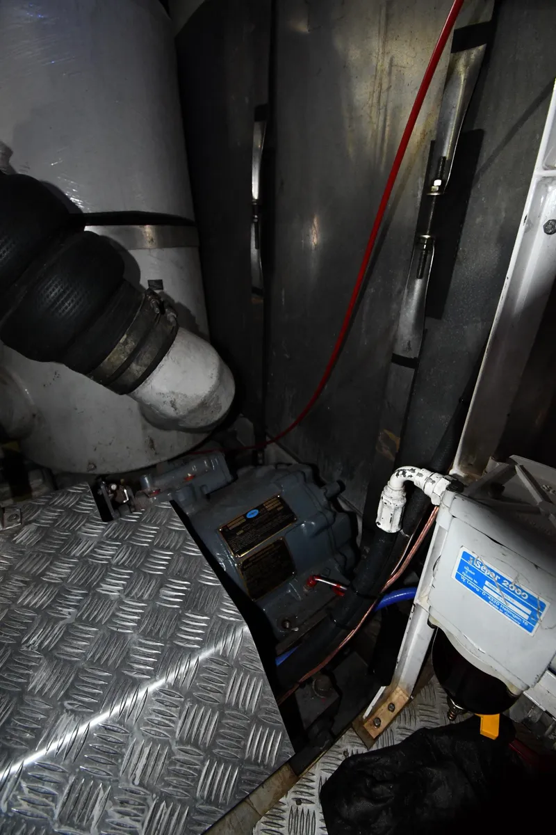 Slide: The Image of Sunseeker 55 CAMARGUE 1996 - 92