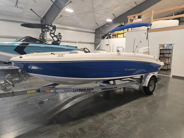 Slide: The Image of Stingray 182SC 2021 - 7