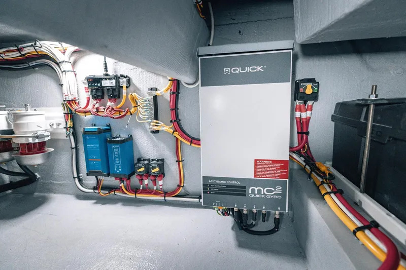 Slide: The Image of Electrical system inside 2025 Lindell 48' boat, featuring Quick MC2 gyro stabilizer. - 41