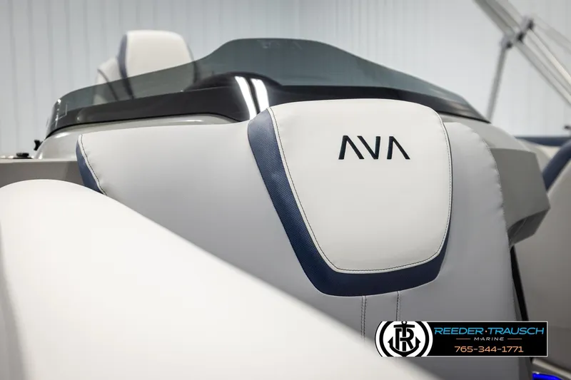 Slide: The Image of 2026 Avalon LSZ VRB boat seat with AVA logo, Reeder-Trausch Marine branding. - 39