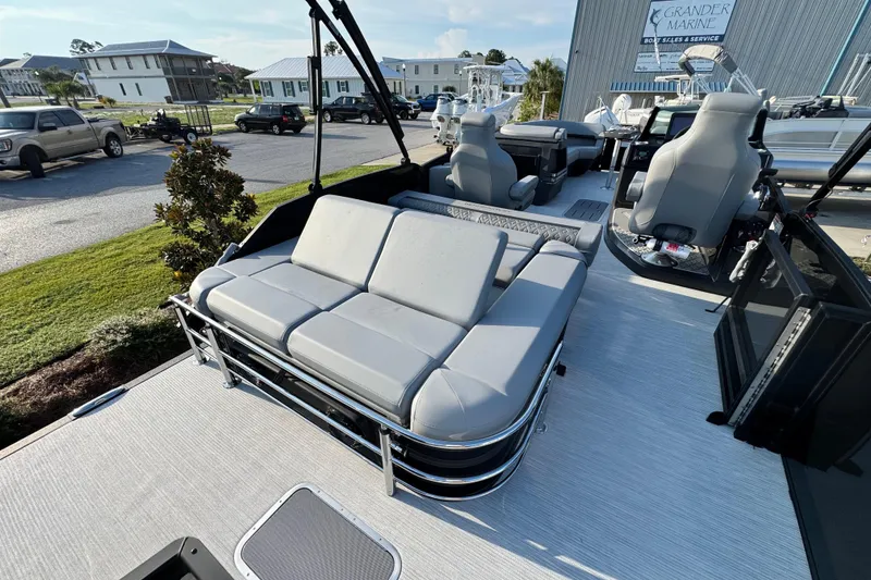Slide: The Image of 2026 Bennington 24 MSB pontoon boat with spacious seating and modern design. - 20
