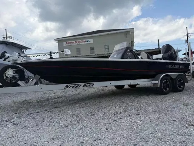 Slide: The Image of Blazer Bay 675 Ultimate Bay 2021 - 1