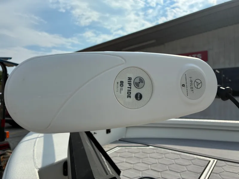 Slide: The Image of Avid 23 Mag 2022 - 15