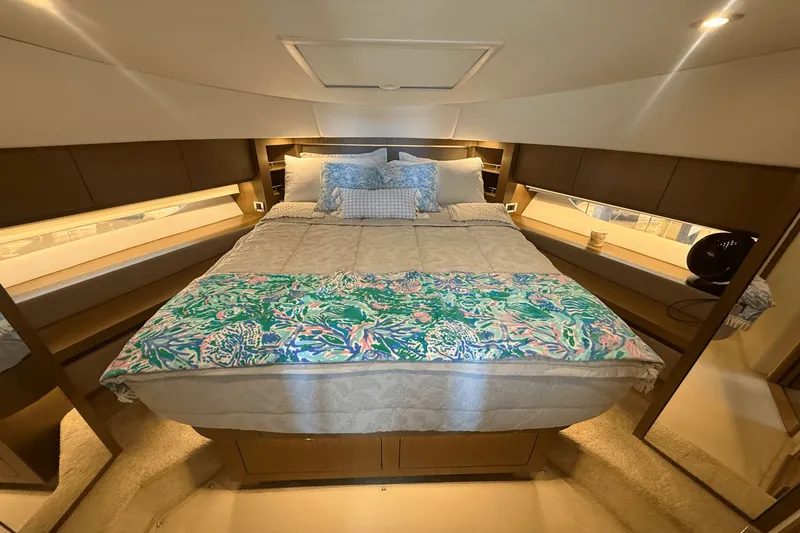 Slide: The Image of Sea Ray 510 Fly 2017 - 31