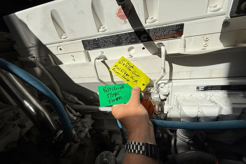 Slide: The Image of Sea Ray 510 Fly 2017 - 49