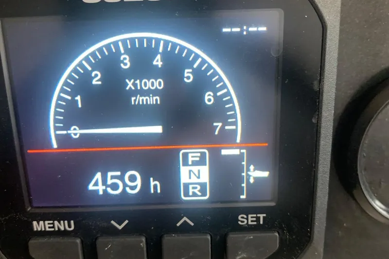 Slide: The Image of Close-up of a 2018 Princecraft Vectra 23 XT tachometer displaying 459 hours. - 9