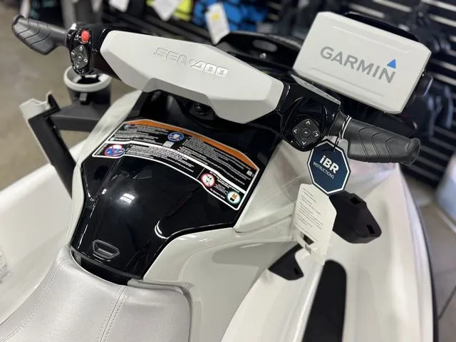 Slide: The Image of Sea-Doo FISH PRO 2025 - 10