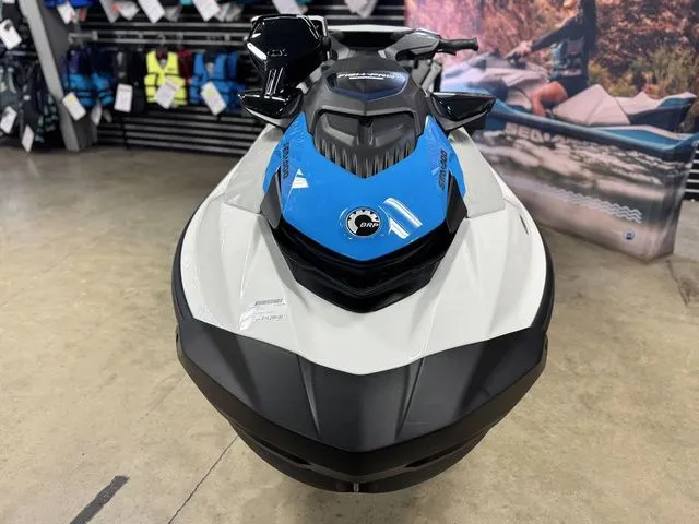 Slide: The Image of Sea-Doo FISH PRO 2025 - 3