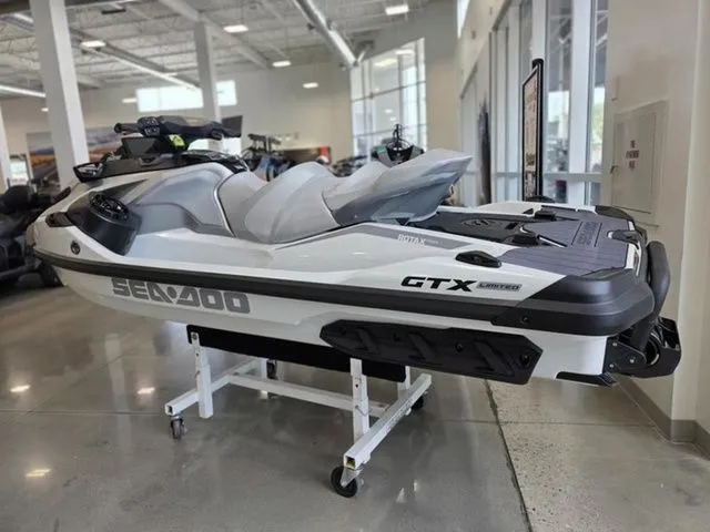 Slide: The Image of Sea-Doo GTX 2025 - 3