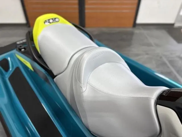 Slide: The Image of Sea-Doo GTI 2025 - 11