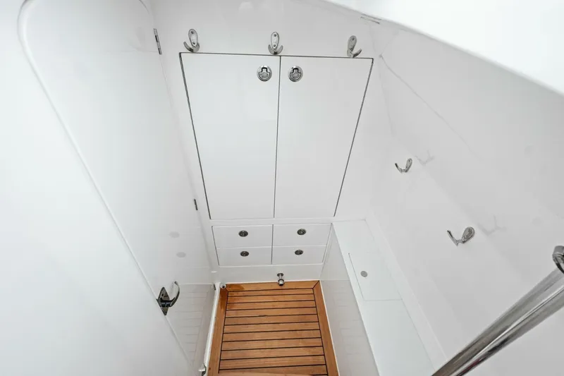 Slide: The Image of 2020 Intrepid 400 CC - Cabin - 27