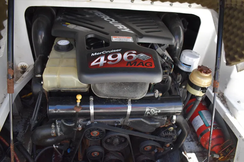 Slide: The Image of MerCruiser 496 MAG engine in 2005 Crownline 275 CCR boat. - 43