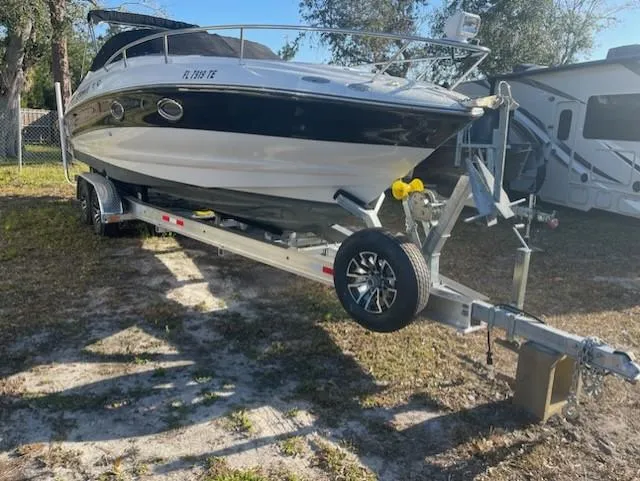 Slide: The Image of Crownline Boats 275 CCR 2005 - 52