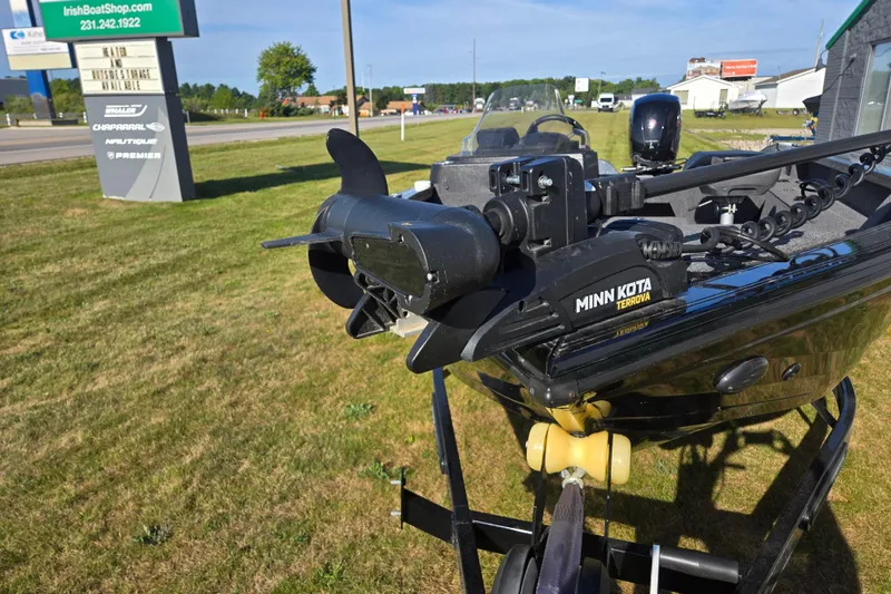 Slide: The Image of 2021 Crestliner 1850 Fish Hawk SC JS with Minn Kota Terrova motor on display. - 6