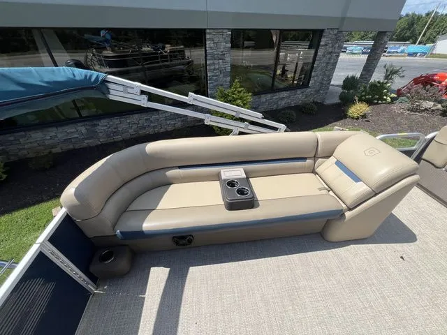 Slide: The Image of Godfrey SB 2086 2019 - 4