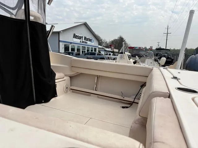 Slide: The Image of Grady-White Gulfstream 232 2017 - 14