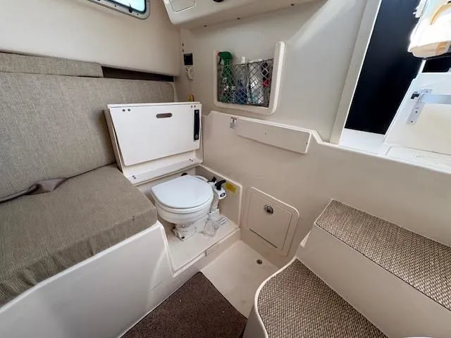 Slide: The Image of Grady-White Gulfstream 232 2017 - 24